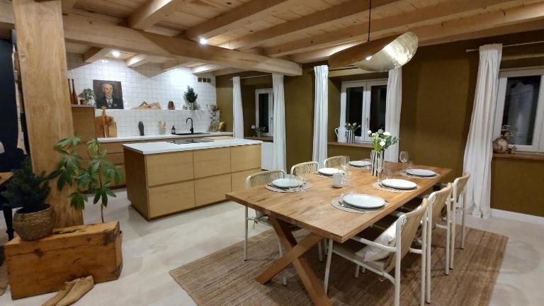 La Maison Solange - Location Maison meublée tout confort 6-8 personnes - B&B Hochfelden