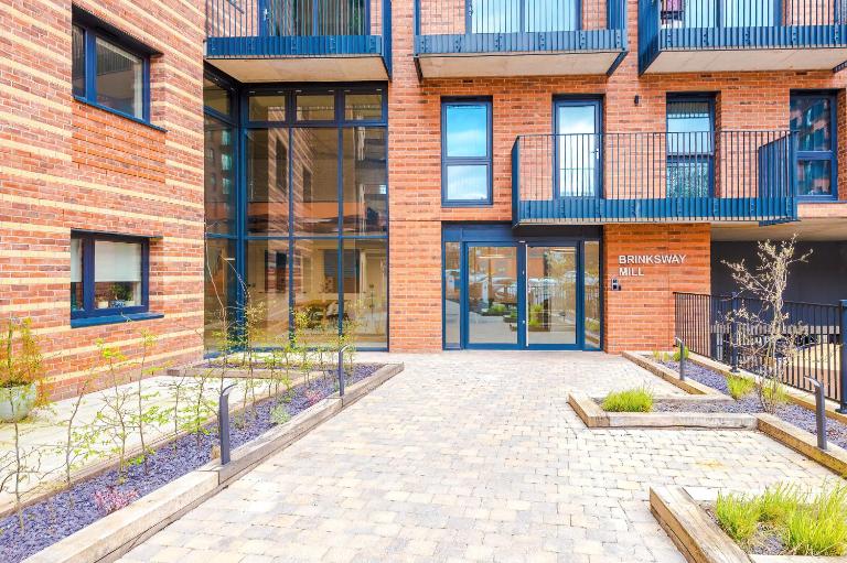 Hilltop Serviced Apartments-Stockport - Chambres d'hôtes Stockport
