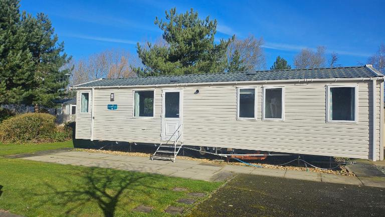 Sunrise Holidays Skegness - Pearl - B&B Skegness