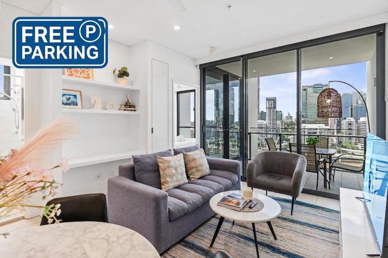 Riverview Haven Prime Spot for NY Fireworks - B&B Brisbane