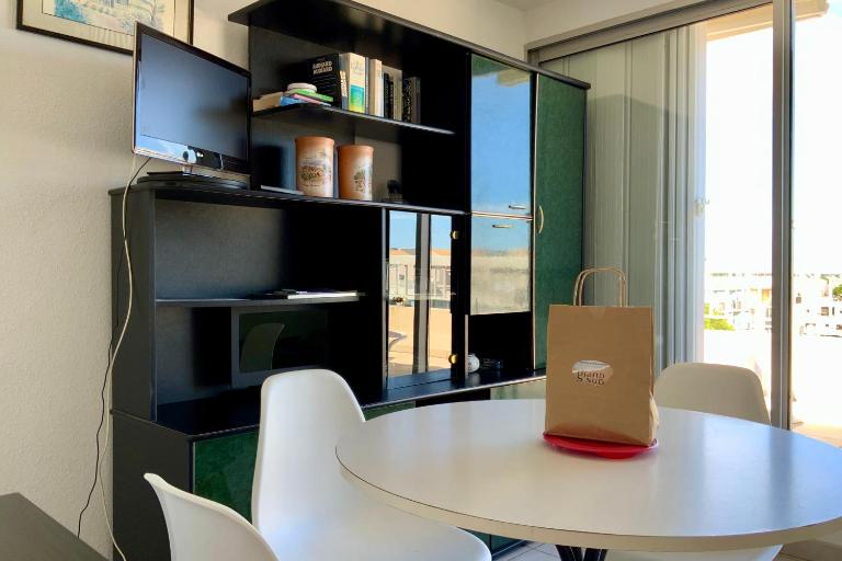 LE MATHILDE - Appart 1 chambre Vue dégagée proche de la plage avec parking - Chambres d'hôtes Le Grau-du-Roi