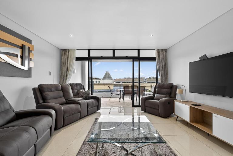 12 on Palm Boulevard 404 - B&B Durban