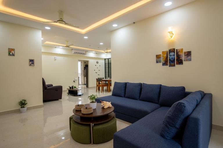 Flatel stay - Live Like a Local , Rest Like a Guest - B&B Greater Noida