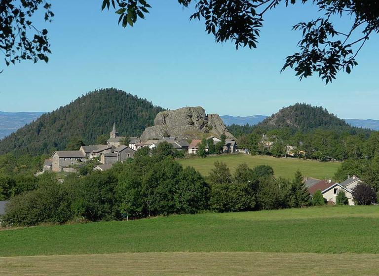 Maison au Meygal - Ferienwohnung Queyrières
