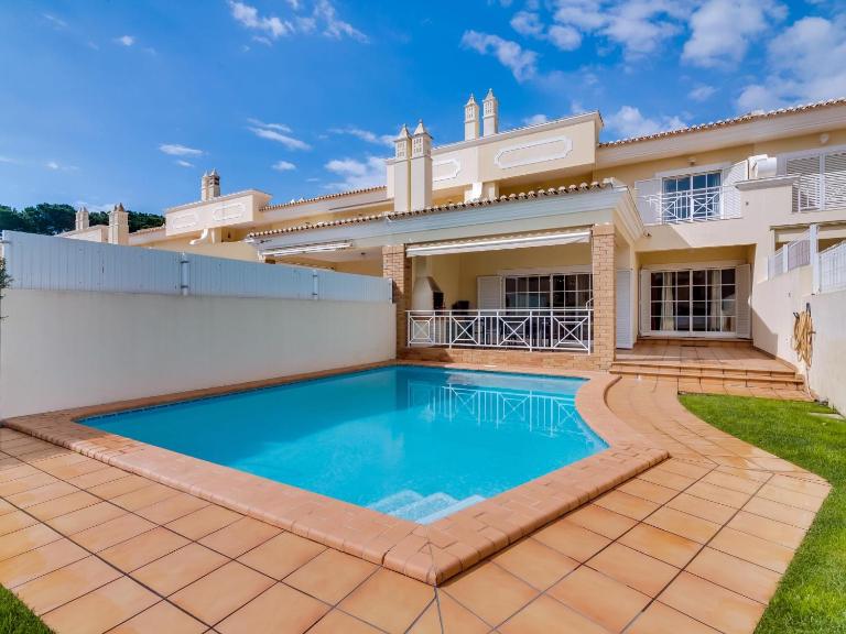 Villa Islandia 4 bedroom with private pool - B&B Vilamoura