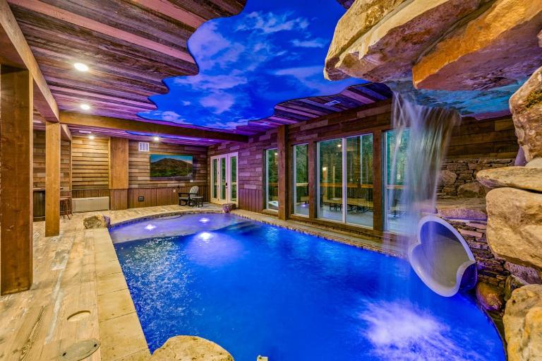 Secluded LUXE Cabin, Stunning Indoor Pool wSlide - B&B Pigeon Forge