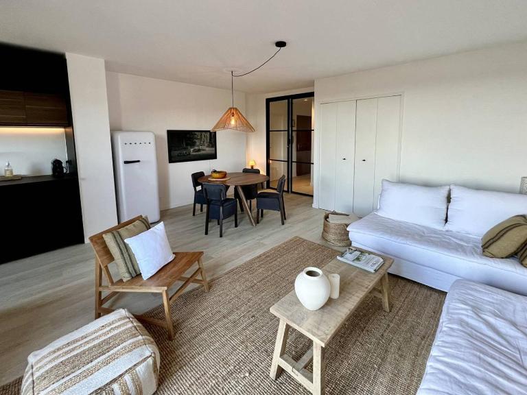 Appt Haut Standing, Balcon, Piscine, Internet, Parking - FR-1-726-27 - Ferienwohnung La Croix-Valmer