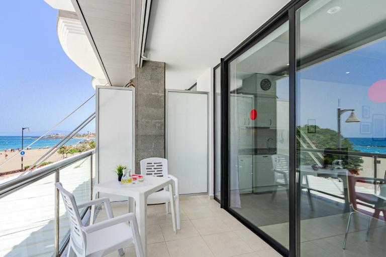 RentOnTheBeach Studio nº6 - B&B Los Cristianos