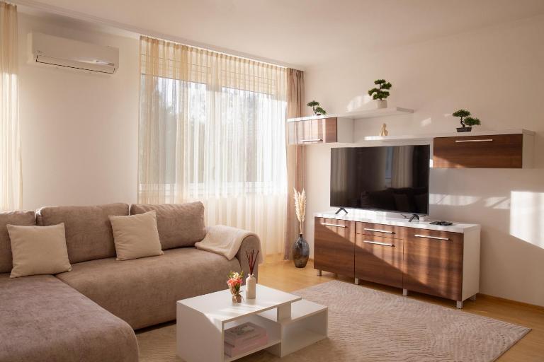 ELITE Luxury Suite - free private parking - B&B Nyíregyháza