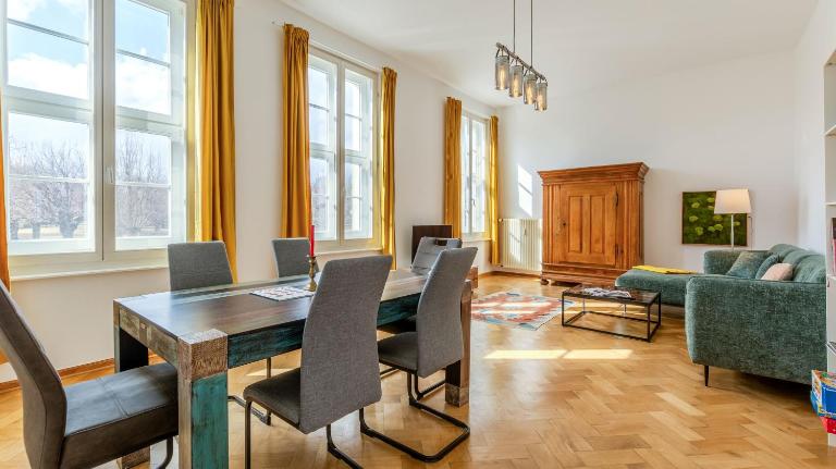 Fürstlich Wohnen am Circus mit Blick zur Granitz - B&B Putbus