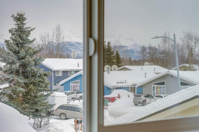 Quiet Anchorage Home: Near Parks, Hikes & Airport! - B&B Anchorage