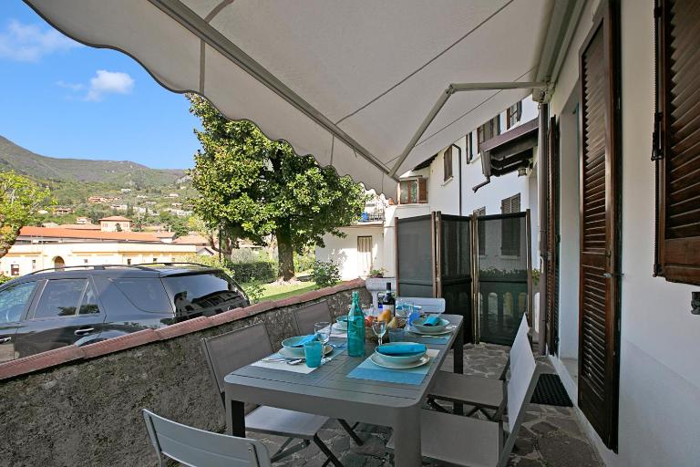 Elizabeth House-100m lake & priv parking - Happy Rentals - B&B Toscolano-Maderno