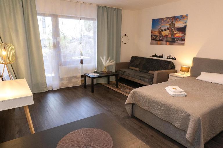 4-Studio mit Küche & Magenta TV-10 Min ins Zentrum - Ferienwohnung Wiesbaden