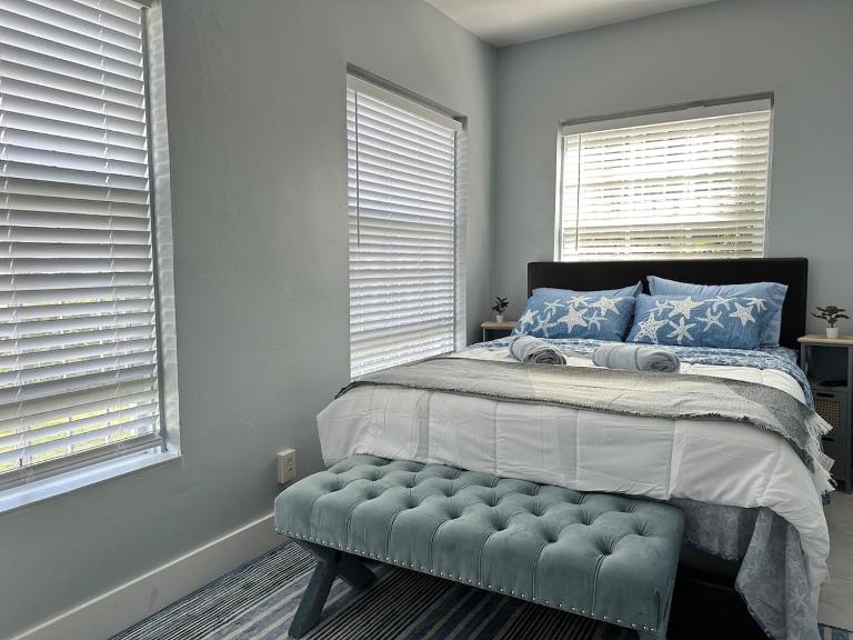 Private House Near MIA, Cruise Port, Free Parking - B&B Miami