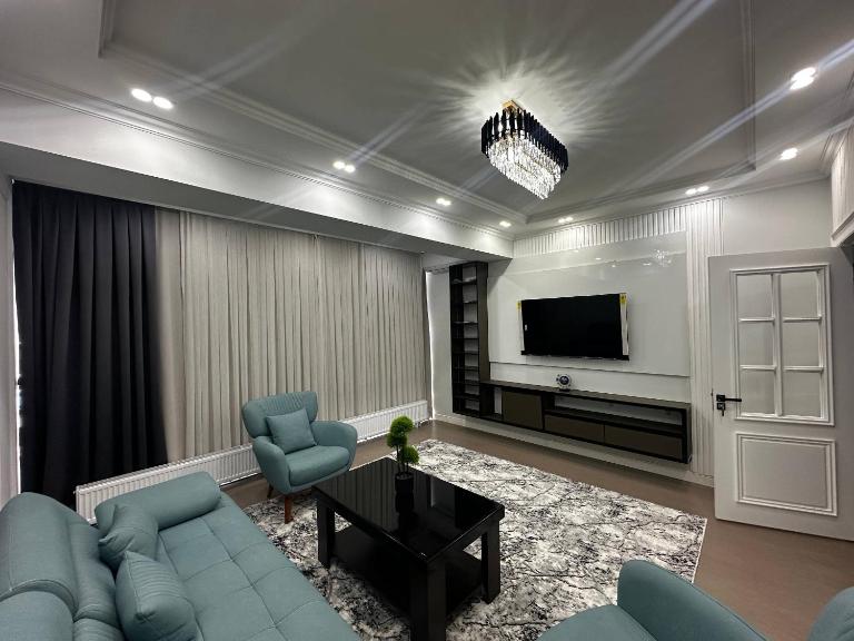 Luxury apartment 5 min to Registan square - Chambres d'hôtes Samarcande