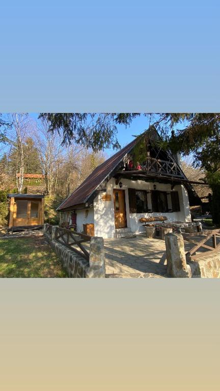 Vila Krnjević Jastrebac - B&B Buci