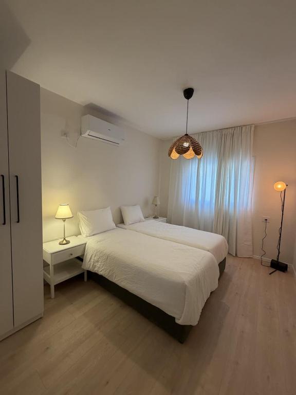 Renovated Spacious 3bdrm Close to Everything - Bed and Breakfast Jeruzalem