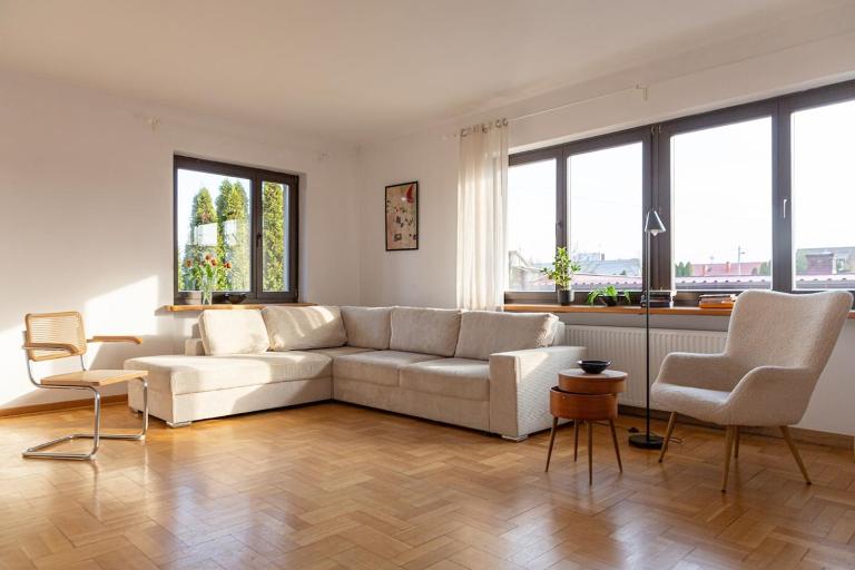 White Apartment - Zacisze - Chambres d'hôtes Varsovie