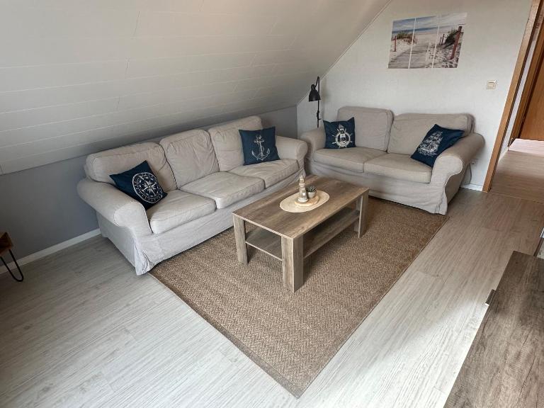 Rosenhaus Esens - Wohnung Backbord - Ferienwohnung Esens