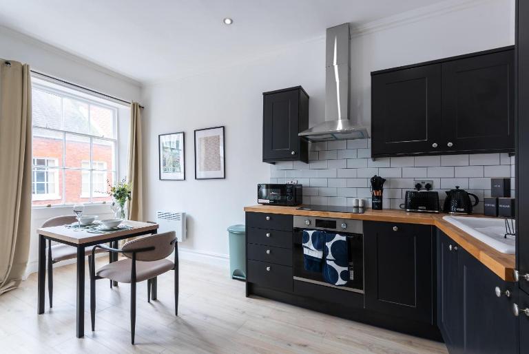 1-Bed Apartment Central Hull Bright & Spacious - Ferienwohnung Kingston upon Hull