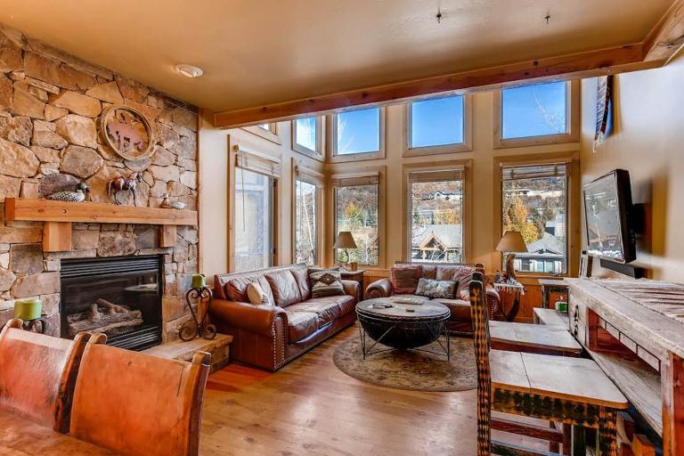 Downtown townhome with private hot tub close to Park City Mountain & Deer Valley - B&B Park City