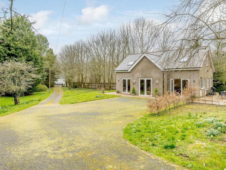 1 Bed in Ebbw Vale oc-58304 - Bed and Breakfast Nantyglo