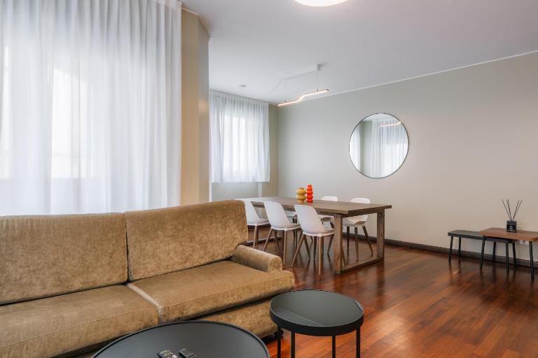R Quercia House - Ferienwohnung Mailand