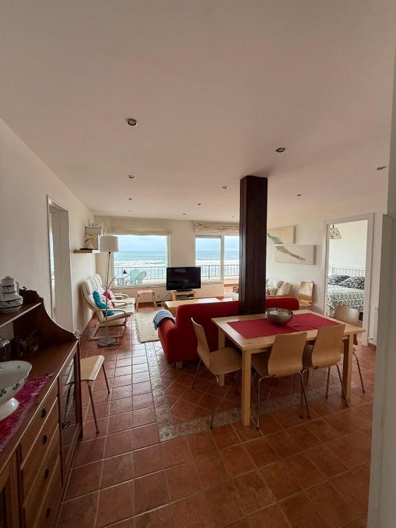 Primera línea de playa en Salinas, Asturias - Ferienwohnung Salinas