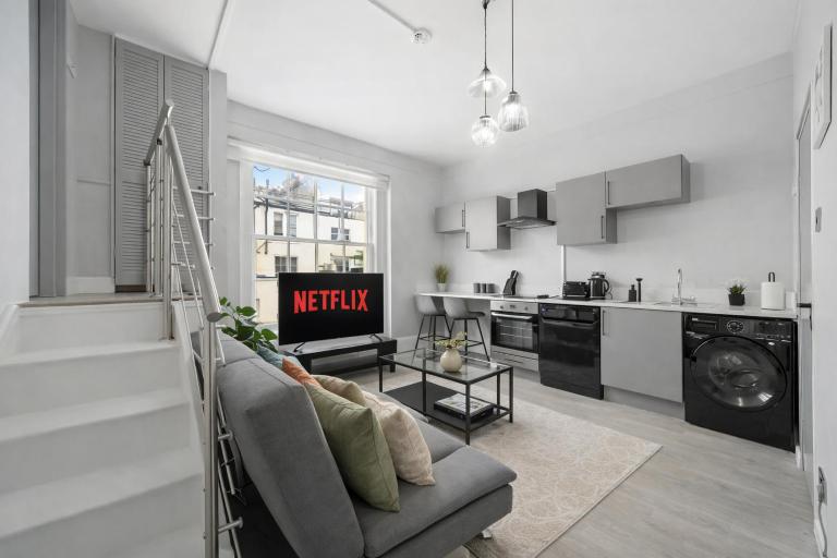 Elegant & Modern Boutique Apartment in Hyde Park - B&B Londra
