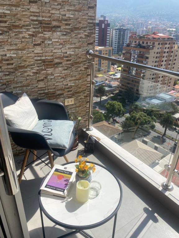 Apartamento céntrico y lujoso - Bed and Breakfast Cochabamba
