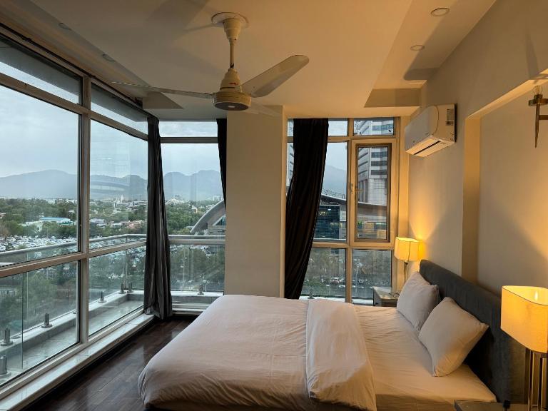 Elysium Tower Islamabad with Margalla View Apartments - B&B Islamabad