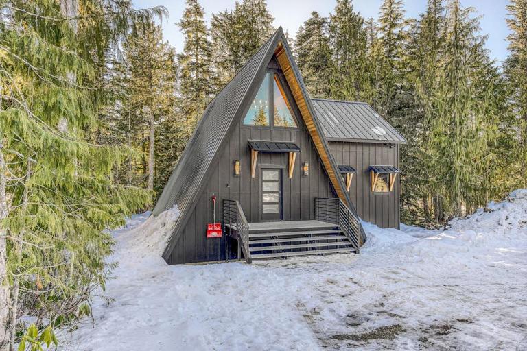 Stunning Luxury A-Frame in the Heart of Government Camp walk to Skibowl - B&B Government Camp