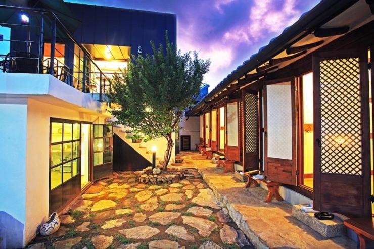 Dowon Guesthouse - B&B Jeonju