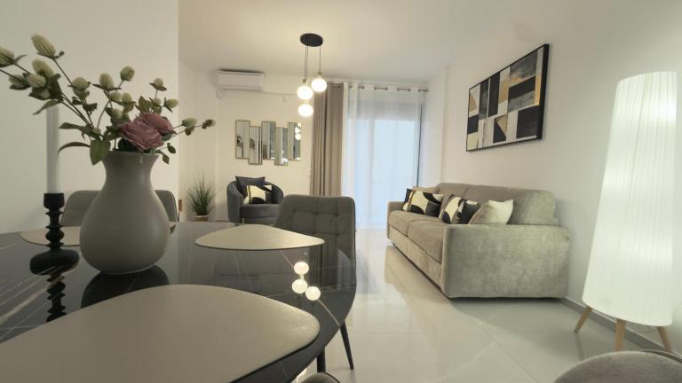 Astoria Apartment - Ferienwohnung Kalamata