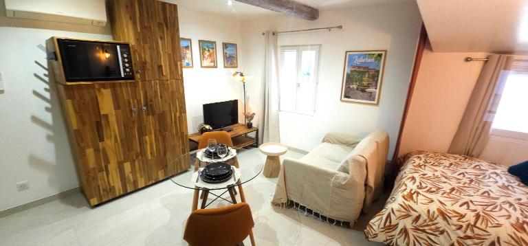 Le Cocon des Ocres - Studio - Air conditioning - Wi-Fi - B&B Apt