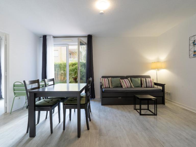 Virginia N 3 2P4 - B&B Grasse