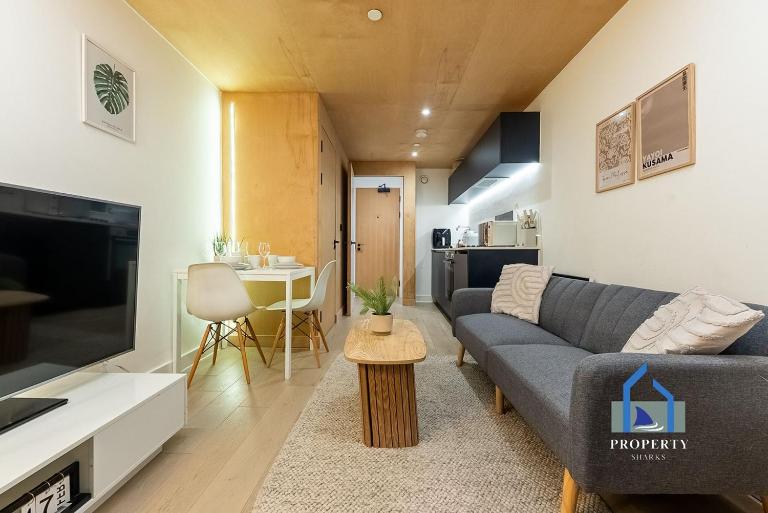 Sky Duplex-Balcony-Roof Terrace-Parking - Chambres d'hôtes Manchester