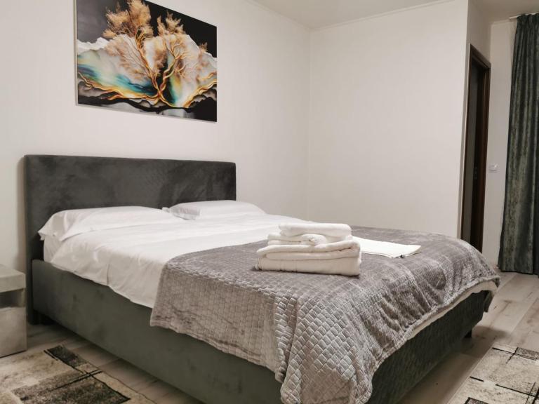 Garsoniera Premier - Bed and Breakfast Boekarest