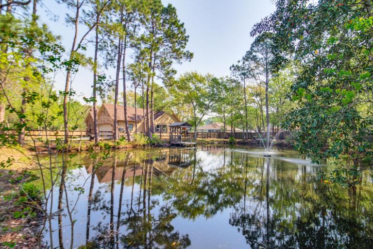 Spacious Yard! Navarre Home in Quiet Neighborhood - B&B Navarre