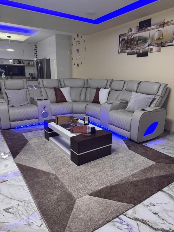 N3XT LEVEL home - Bed and Breakfast Praia