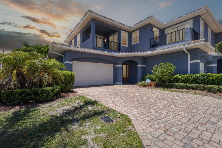 102 Mediterranean Way - B&B Indian Harbour Beach
