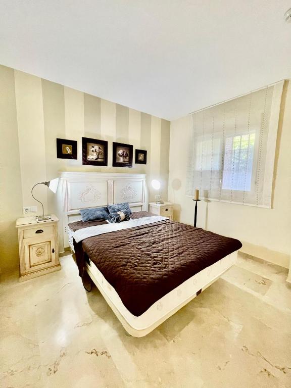 Casares Costa Beach Apartment - Chambres d'hôtes San Luis de Sabinillas