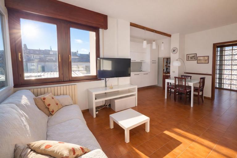 Spazioso appartamento in pieno centro città! - B&B Belluno
