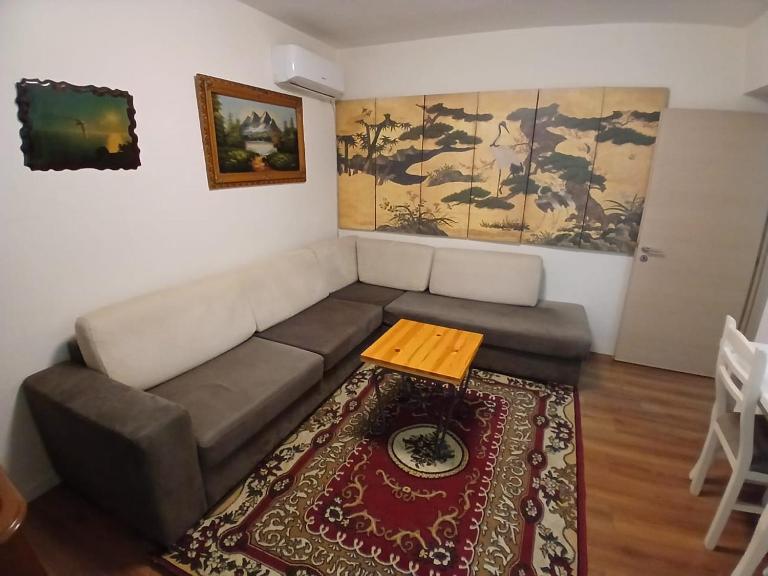 Scutari Apartment - Ferienwohnung Tirana