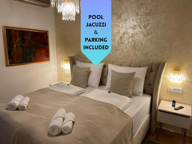 La Luna Room with Pool & Jacuzzi, Bikes and Secured Parking - Bed and Breakfast Našice