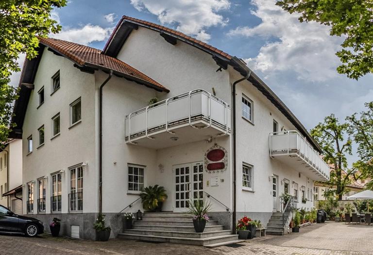 Pension Schlossblick - Ferienwohnung Bensheim
