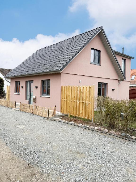 Ferienhaus Das Petermännchen - Ferienwohnung Fehmarn