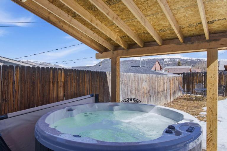4BR Near Ski Cooper Mineral Belt - Pet Friendly - B&B Leadville