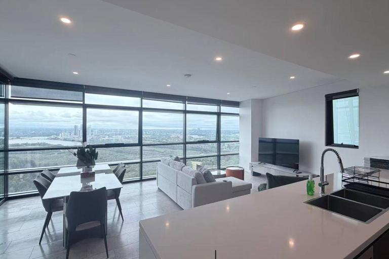 High level four bedrooms APT in Olympic Park - Ferienwohnung Sydney