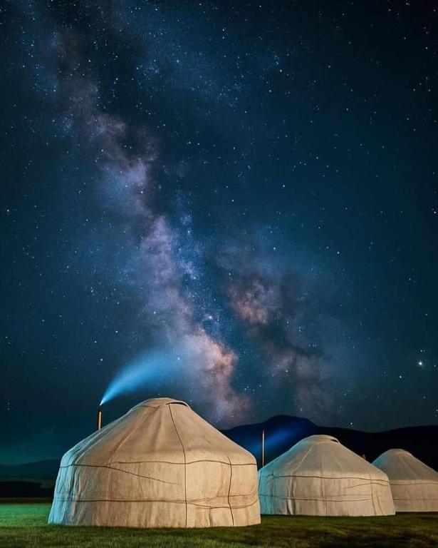 KÖK-KIYA Yurt Camp - B&B Köl-Suu